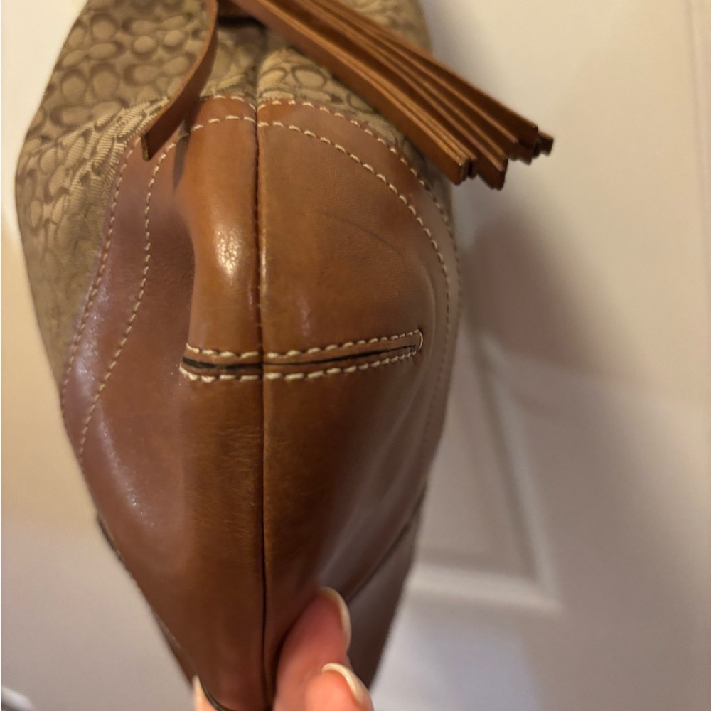 Coach VINTAGE F066-F10417 Signature Mini C Tan Canvas/Leather Shoulderbah VGUC - Picture 2 of 14